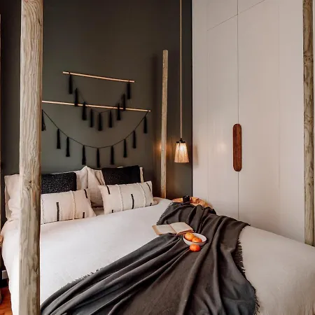 Apartman Amba - 2 Bedrooms In Bica Lisboa
