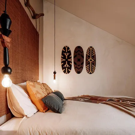 Amba - 2 Bedrooms In Bica * Lisboa